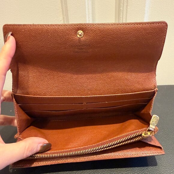 Louis Vuitton Monogram Portefeuille Sara Long Wallet Bifold COA Incl. - Picture 3 of 13